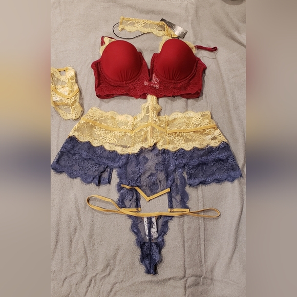 Yandy's 'Amazonian superhero fantasy lingerie costume - Picture 2 of 6